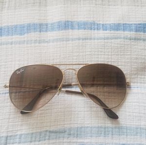 Ray-Ban Aviator Sunglasses